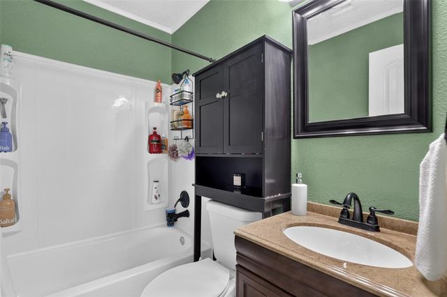 604 SW 14th Street, Moore, OK 73160