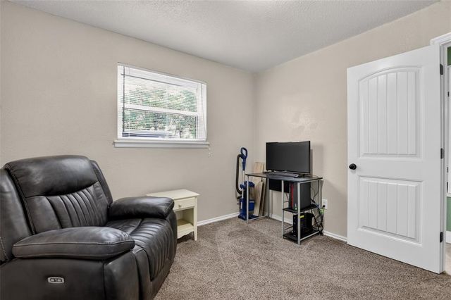 604 SW 14th Street, Moore, OK 73160