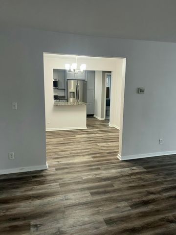 7435 Olcott Avenue, Hammond, IN 46323