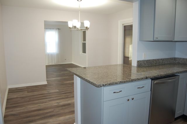 7435 Olcott Avenue, Hammond, IN 46323