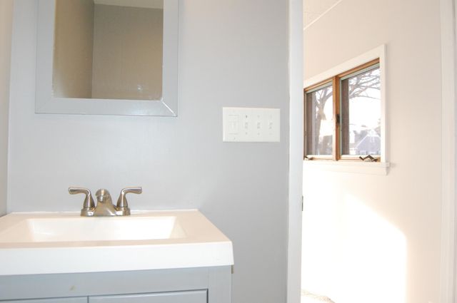 7435 Olcott Avenue, Hammond, IN 46323