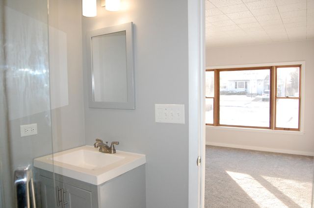 7435 Olcott Avenue, Hammond, IN 46323