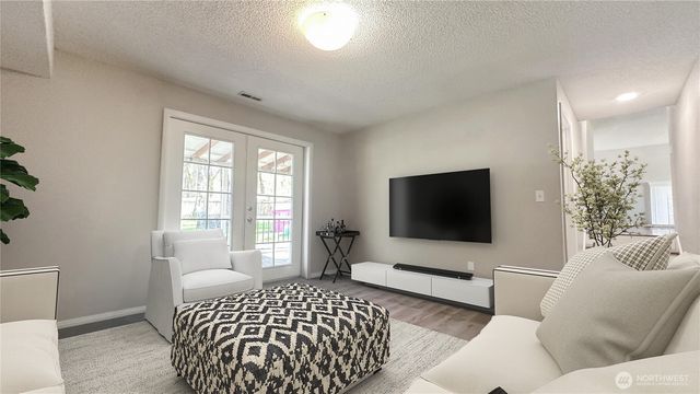 7802 Royal Oak Drive SE, Olympia, WA 98503