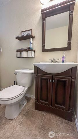 7802 Royal Oak Drive SE, Olympia, WA 98503