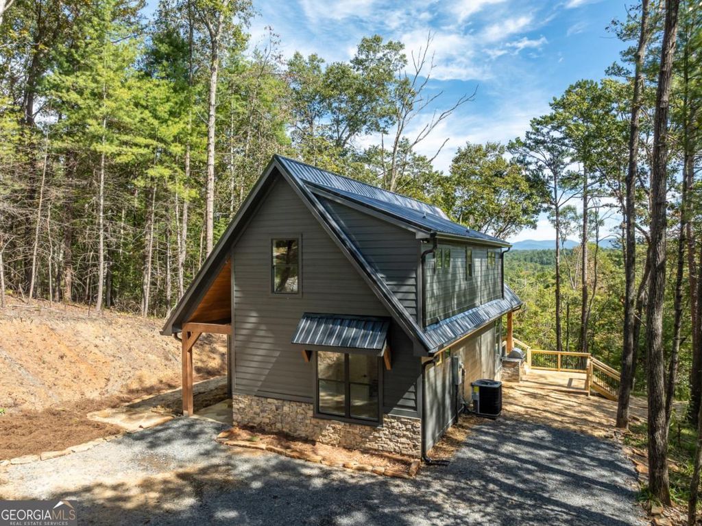 110 Red Oak Trail, Ellijay, GA 30540
