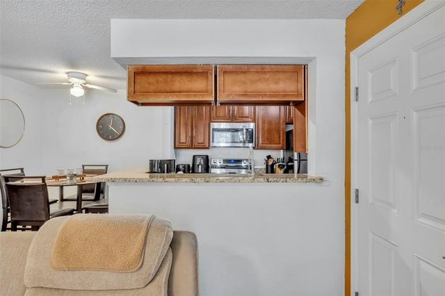 5600 DEVONBRIAR WAY N203, Orlando, FL 32822