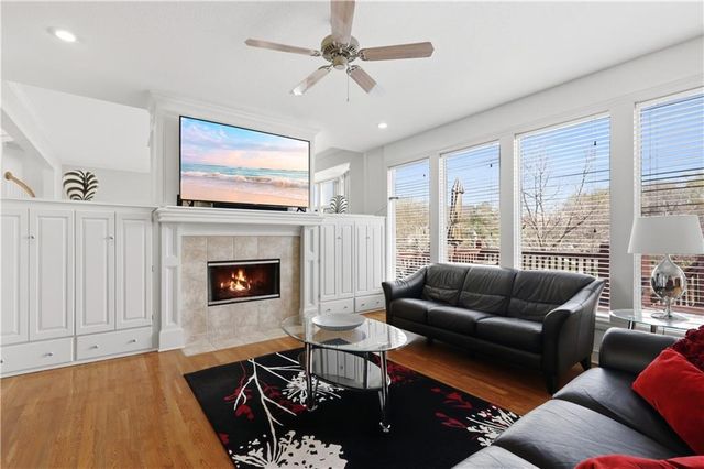 9227 Redbud Lane, Lenexa, KS 66220