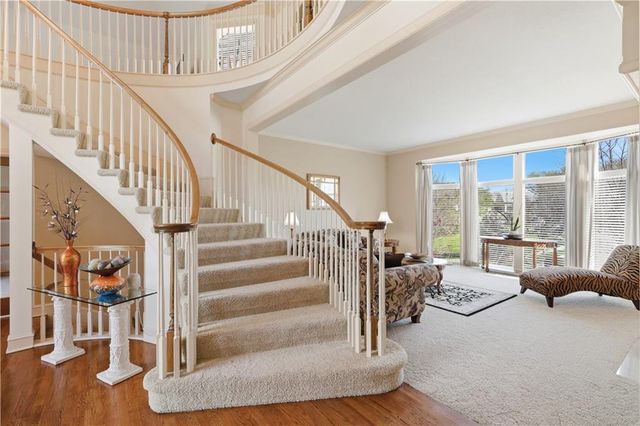 9227 Redbud Lane, Lenexa, KS 66220