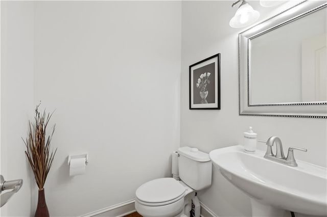 9227 Redbud Lane, Lenexa, KS 66220