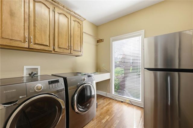 9227 Redbud Lane, Lenexa, KS 66220