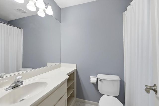 9227 Redbud Lane, Lenexa, KS 66220