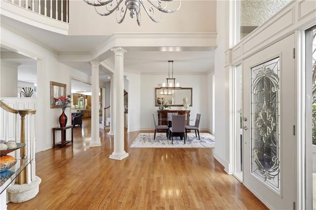 9227 Redbud Lane, Lenexa, KS 66220