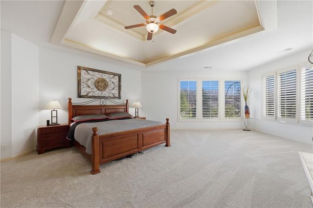 9227 Redbud Lane, Lenexa, KS 66220