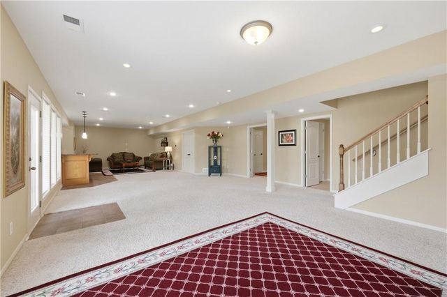 9227 Redbud Lane, Lenexa, KS 66220