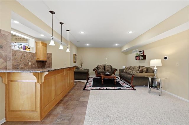 9227 Redbud Lane, Lenexa, KS 66220