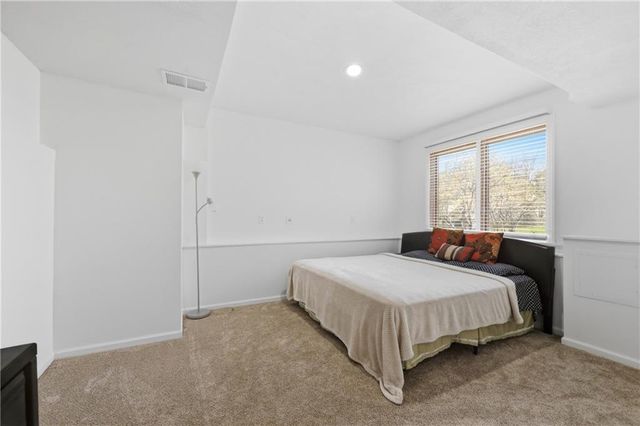 9227 Redbud Lane, Lenexa, KS 66220