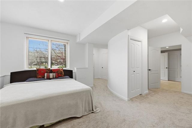 9227 Redbud Lane, Lenexa, KS 66220