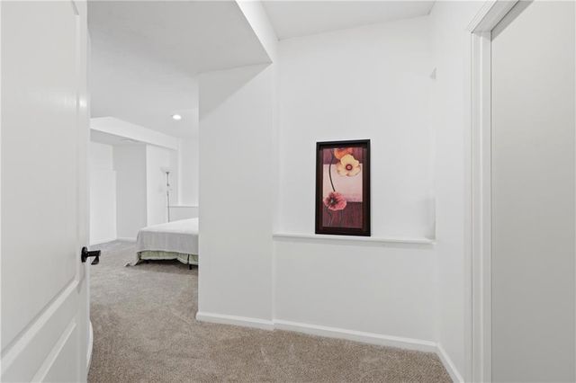 9227 Redbud Lane, Lenexa, KS 66220