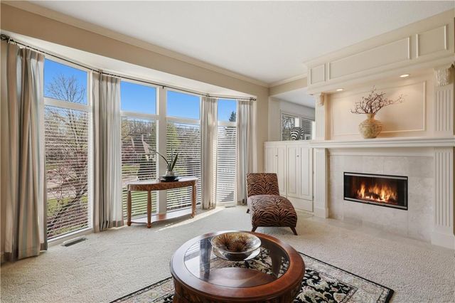 9227 Redbud Lane, Lenexa, KS 66220