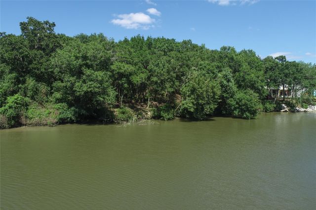 0 Riverside, Webster, TX 77598