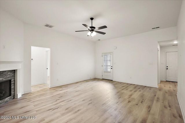 8960 Acorn Lane, Southaven, MS 38672