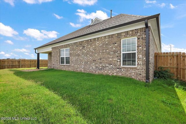 8960 Acorn Lane, Southaven, MS 38672