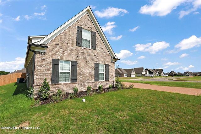 8960 Acorn Lane, Southaven, MS 38672