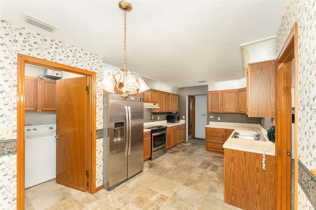 7027 NW 51ST TERRACE, Gainesville, FL 32653