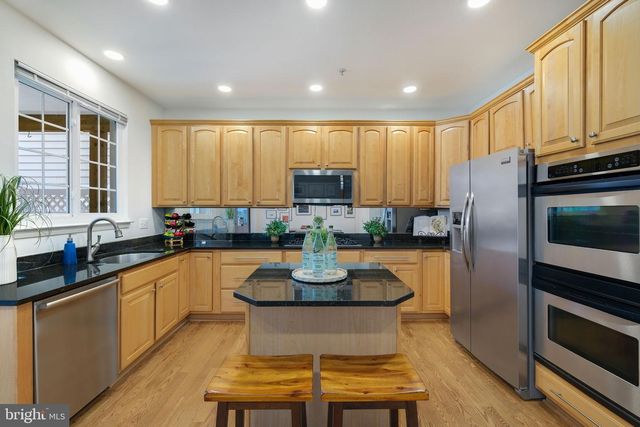 1010 MAIN ST, Gaithersburg, MD 20878