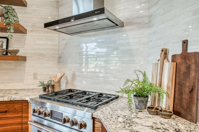 44687 Lakeview, Shaver Lake, CA 93664