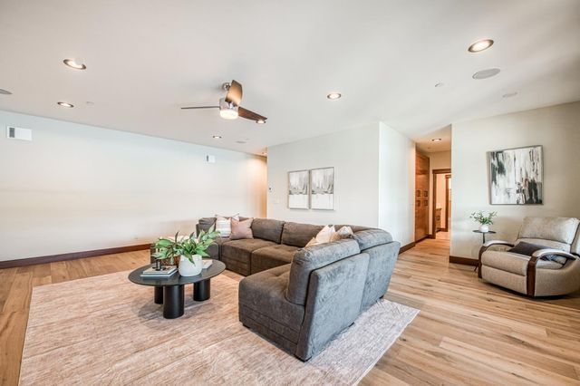 44687 Lakeview, Shaver Lake, CA 93664