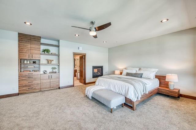 44687 Lakeview, Shaver Lake, CA 93664