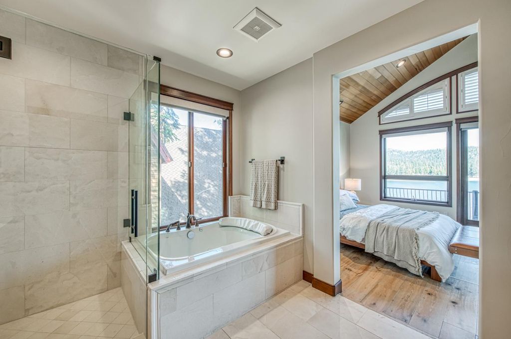 Image 29 of property listing at 44687 Lakeview, Shaver Lake, CA 93664