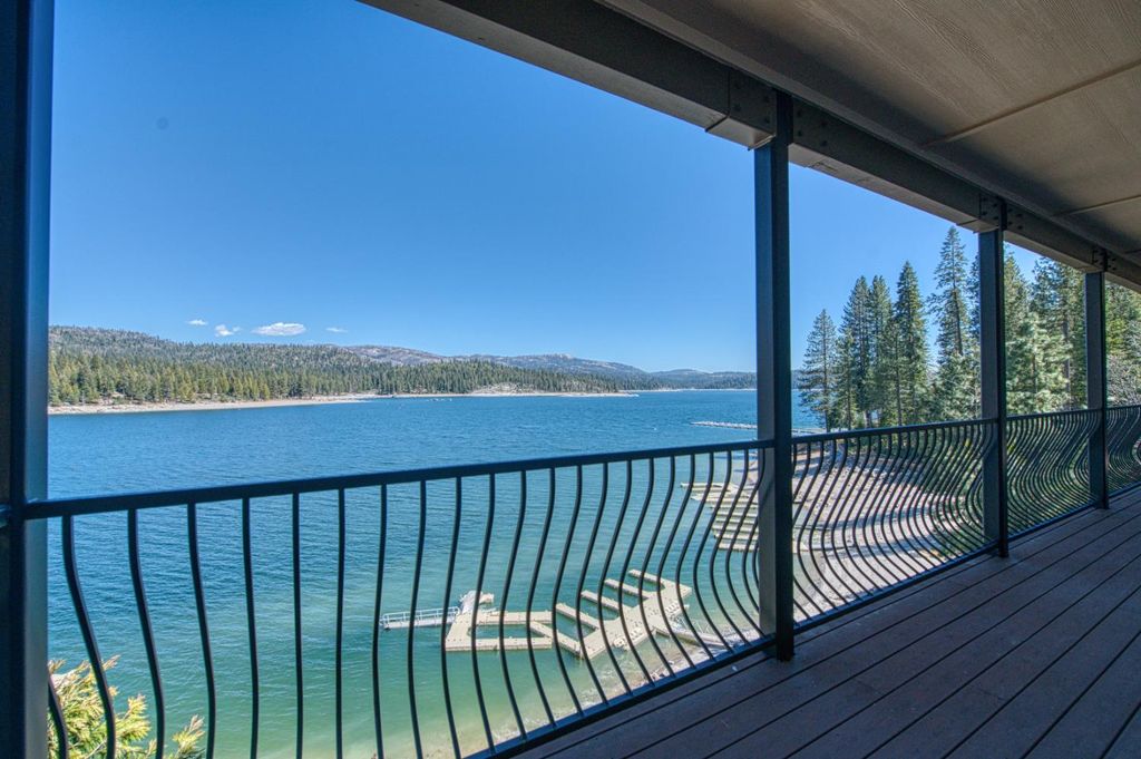 Image 44 of property listing at 44687 Lakeview, Shaver Lake, CA 93664