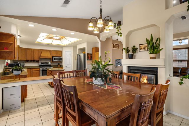 7456 Longview Drive NW, Albuquerque, NM 87120