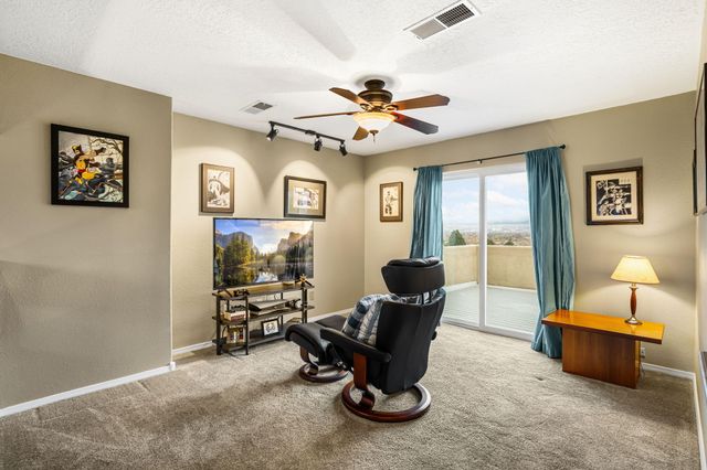 7456 Longview Drive NW, Albuquerque, NM 87120