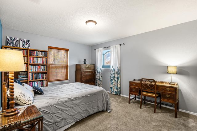 7456 Longview Drive NW, Albuquerque, NM 87120