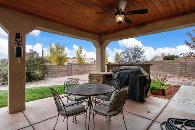 7456 Longview Drive NW, Albuquerque, NM 87120