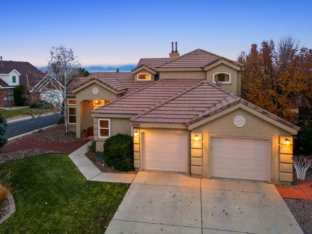 7456 Longview Drive NW, Albuquerque, NM 87120