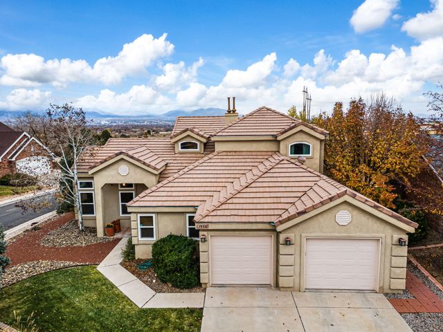 7456 Longview Drive NW, Albuquerque, NM 87120