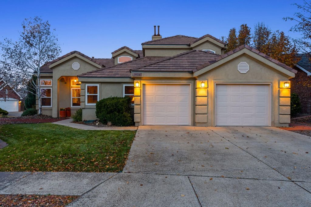 7456 Longview Drive NW, Albuquerque, NM 87120