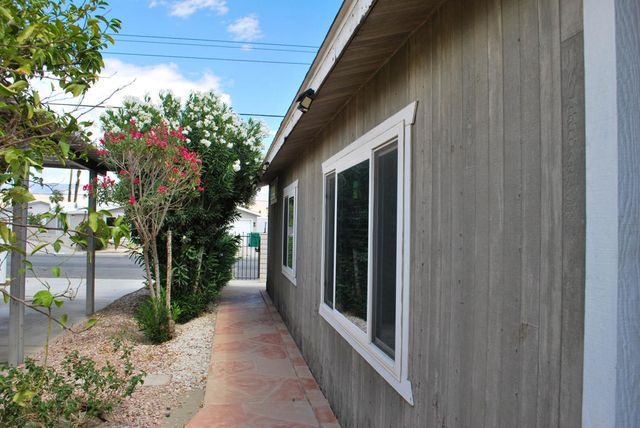 73301 Broadmoor Drive, Thousand Palms, CA 92276