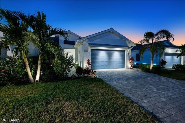 9083 Saint Lucia DR, Naples, FL 34114