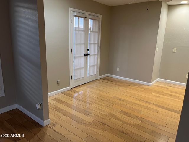 3301 W BELMONT Avenue, Phoenix, AZ 85051