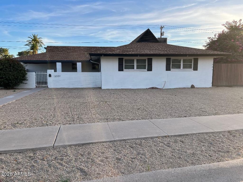 3301 W BELMONT Avenue, Phoenix, AZ 85051