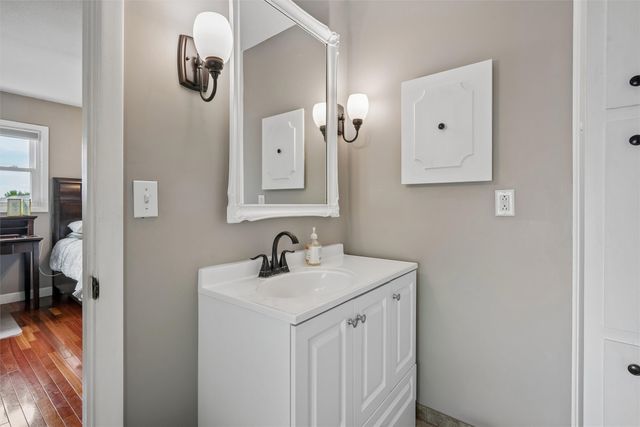 1167 20th Place, West Des Moines, IA 50265