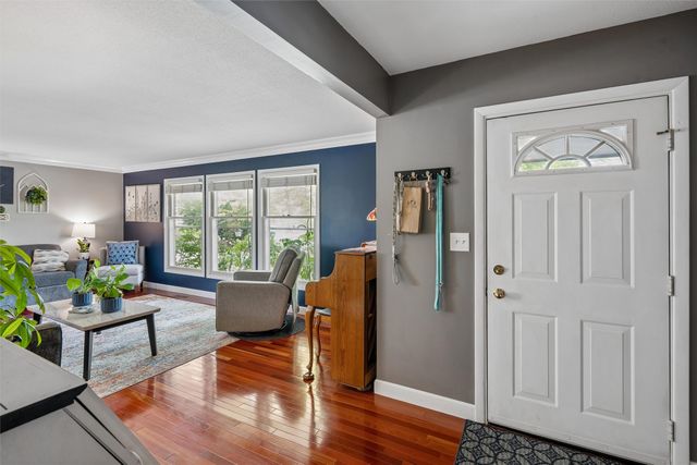 1167 20th Place, West Des Moines, IA 50265