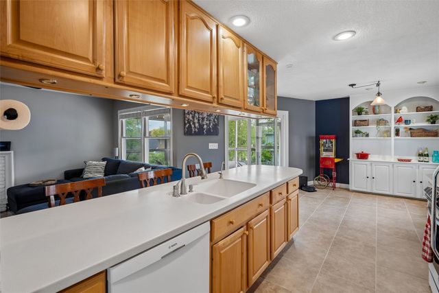 1167 20th Place, West Des Moines, IA 50265
