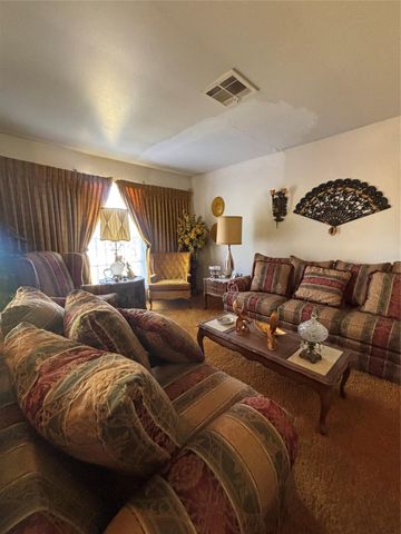 13026 Glenwyck Street, Houston, TX 77045