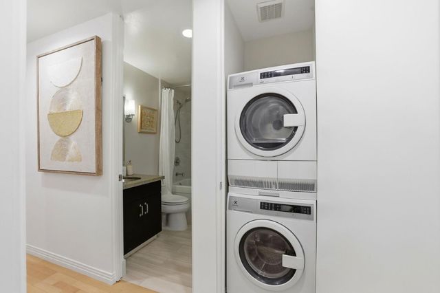 1855 Palm View Place 119, Santa Clara, CA 95050
